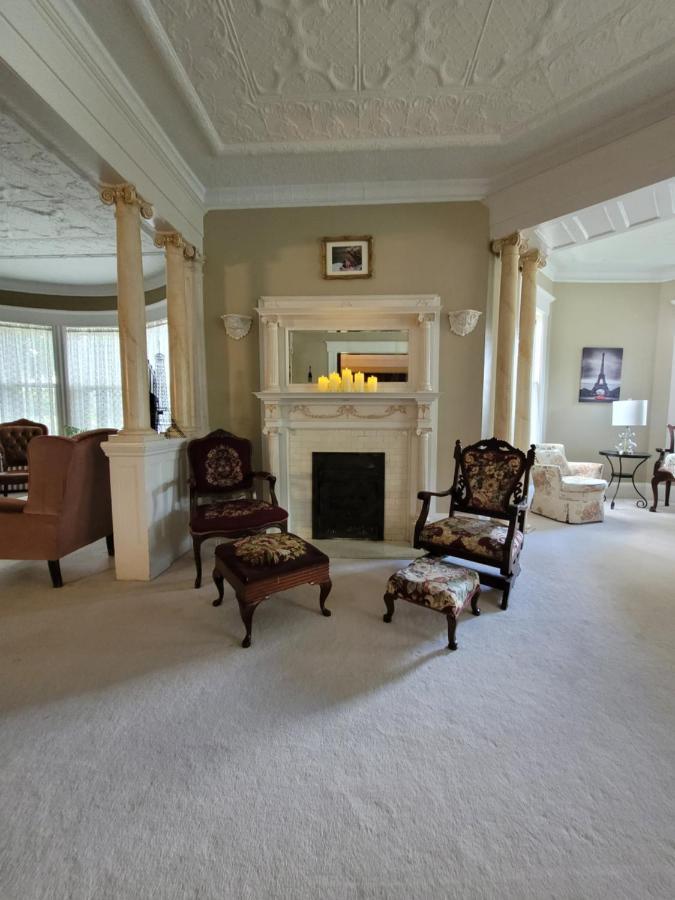 Ruby Manor Bed & Breakfast Gananoque Exteriér fotografie