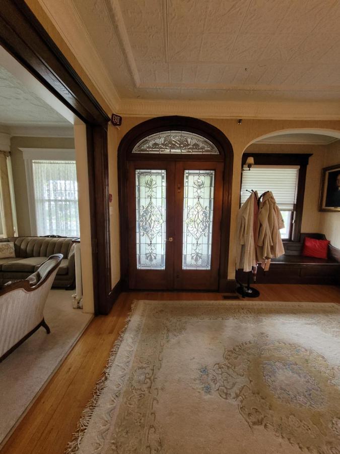 Ruby Manor Bed & Breakfast Gananoque Exteriér fotografie